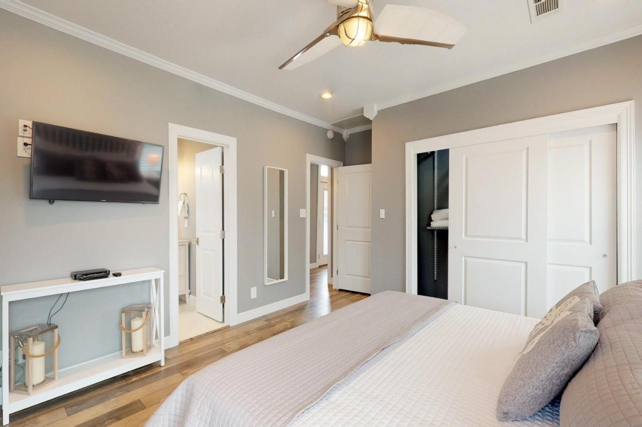 The Breezy Bungalow Galveston Exteriör bild